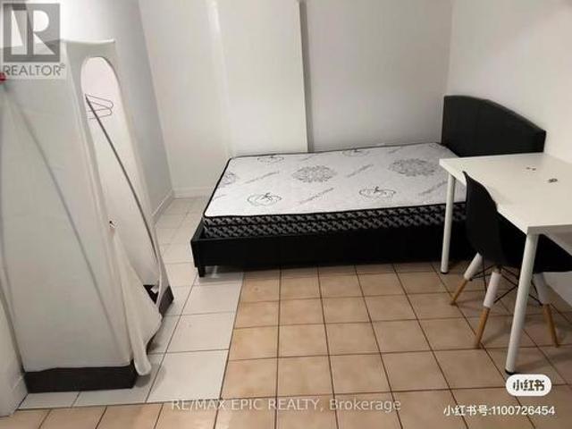 House for rent in Woburn, Ontario