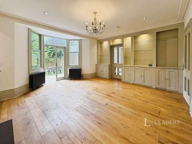 Apartment for rent in West Hill, Brighton