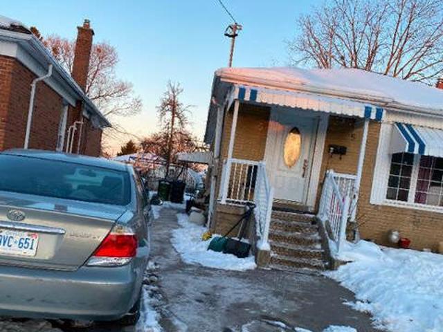 House for rent in Toronto