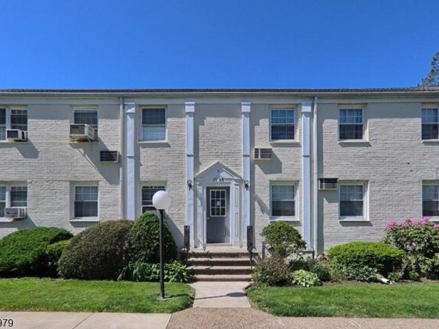 Condo for sale in Union, New Jersey