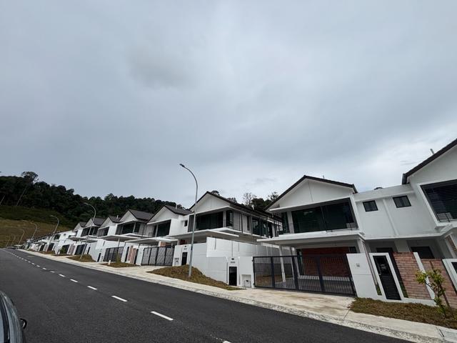 Residential House for sale in Petaling, Alam Impian