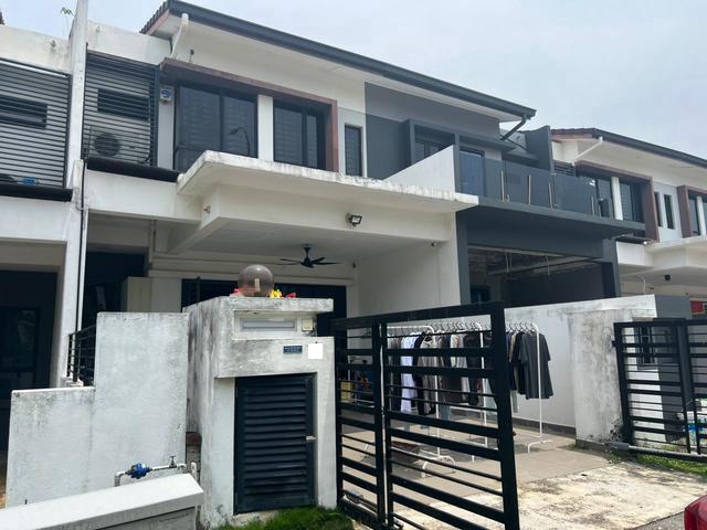 Terraced House for sale in Sungai Buloh, Shah Alam
