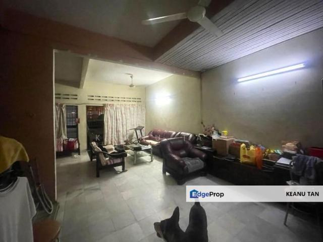 House for sale in Taman Serdang Utama, Majlis Bandaraya Subang Jaya
