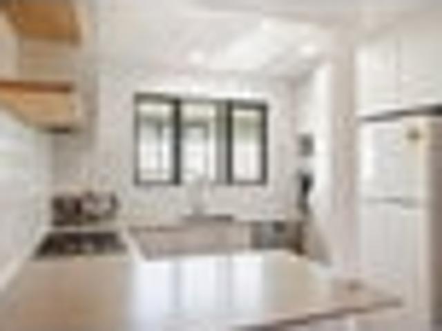 House for sale in Oratia, Oroua County