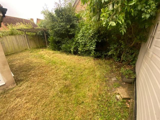 House for rent in London Borough of Croydon, Shirley