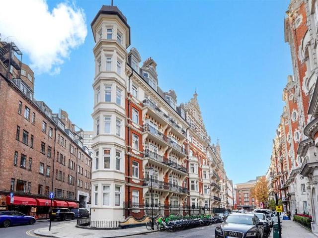 House for rent in Chelsea, Greater London