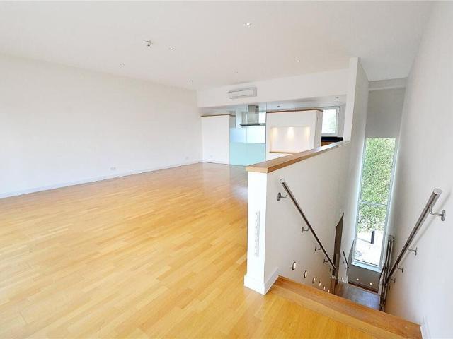House for rent in Ratcliffe, Greater London