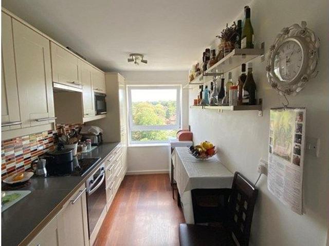 Apartment for rent in Carshalton Beeches, Greater London