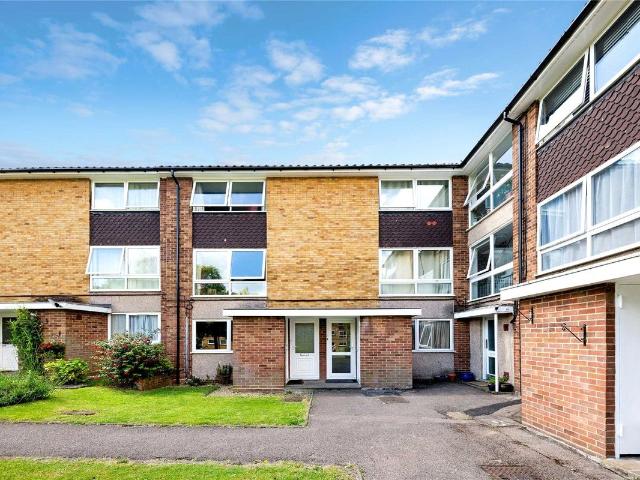 Apartment for rent in Carshalton Beeches, Greater London