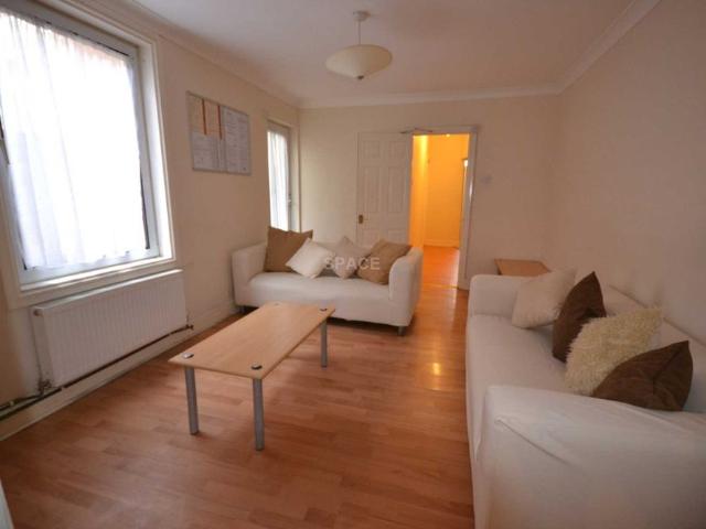 Room for rent in Whitley, Reading