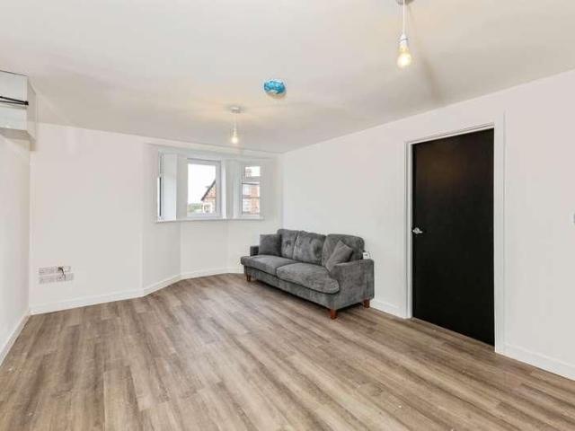 Apartment for rent in Whitley, Reading