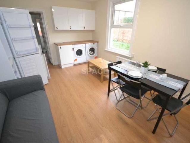 House for rent in Whitley, Reading