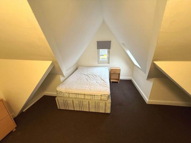 Room for rent in Whitley, Reading