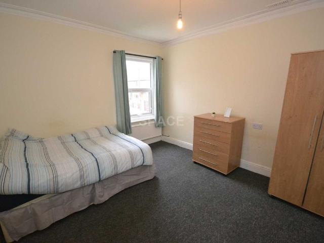 Room for rent in Whitley, Reading