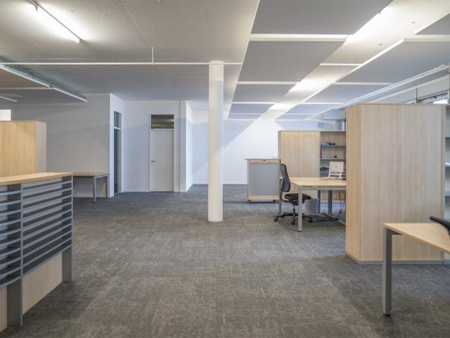 Büro mieten in Einigen, Zürich