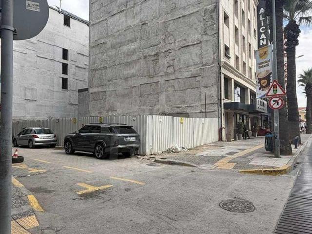 İzmir, Konak içerisinde satılık Dükkan