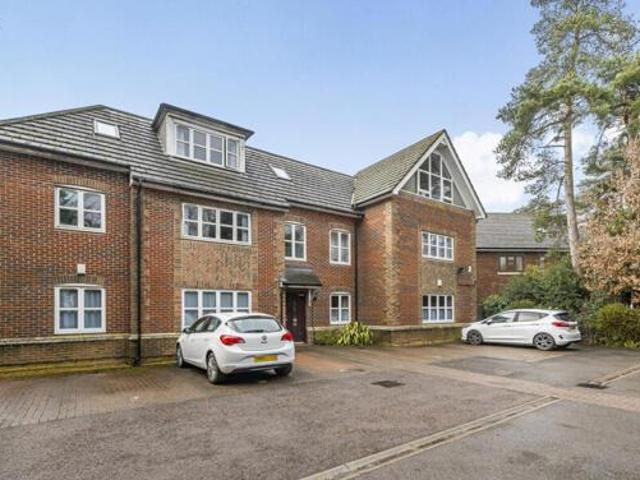 House for sale in Barton Stacey, Hampshire