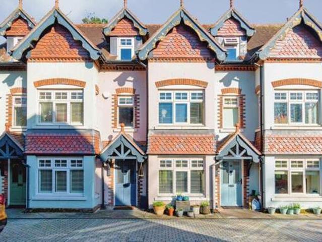 House for sale in Barton Stacey, Hampshire