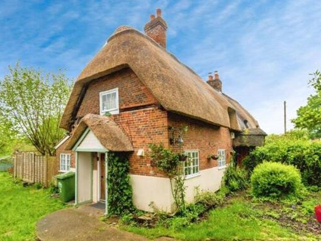 House for sale in Barton Stacey, Hampshire