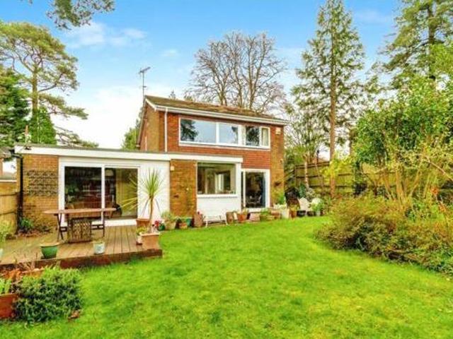 House for sale in Barton Stacey, Hampshire