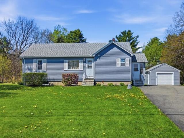House for sale in Maine