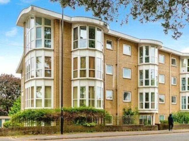House for sale in Barton Stacey, Hampshire