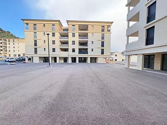 Garage location à Bastia