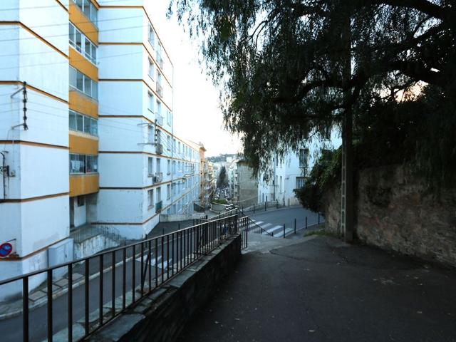 Studio location à Bastia