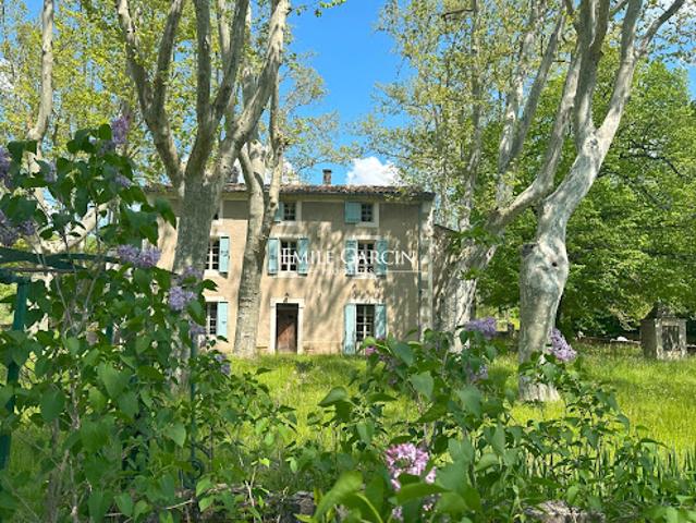 Villa vente à Apt, Saint-martin-de-castillon