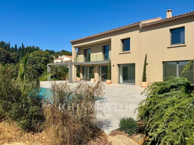 Villa vente à Arrondissement de Toulon, La Cadière-d'azur