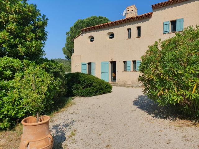 Maison vente à Arrondissement de Toulon, La Londe-les-maures