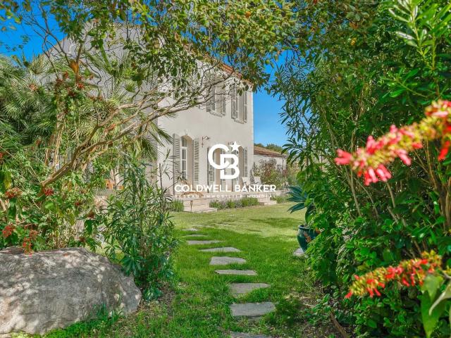 Villa vente à Arrondissement de Toulon, Carqueiranne