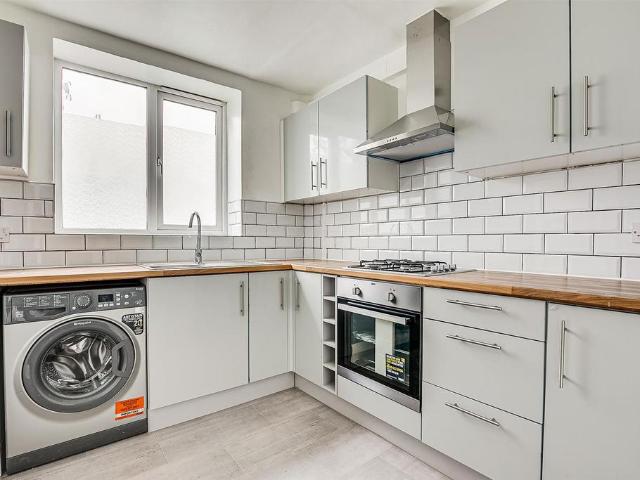 Apartment for rent in Fulham, Greater London