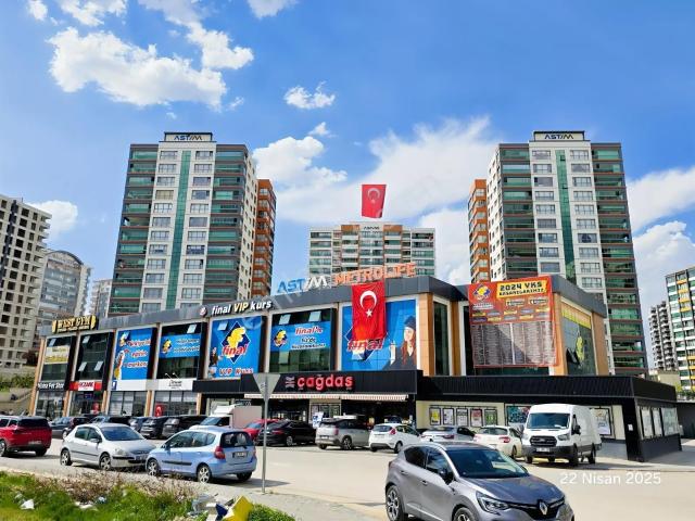 Cumhuriyet Mahallesi, Yenimahalle içerisinde satılık mülk