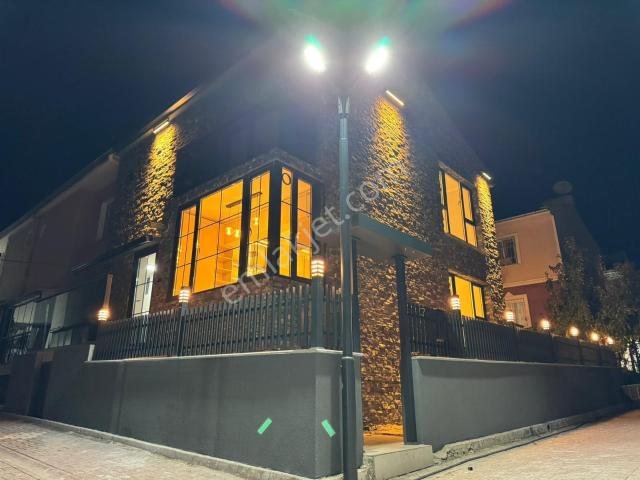 Yenimahalle, Ankara içerisinde satılık Villa