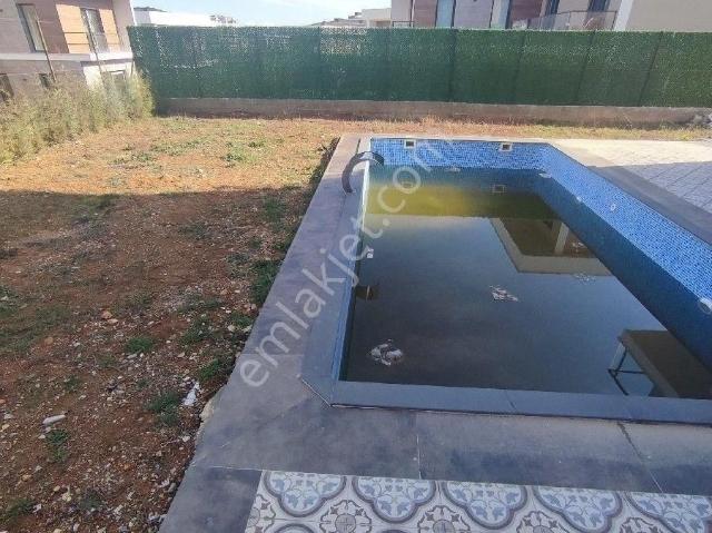 Uşak Merkez içerisinde satılık Villa