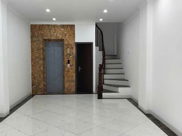 Nhà bán tại Hoàn Kiếm, Hà Nội