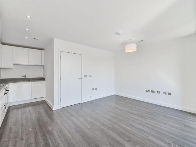 House for rent in London Borough of Lewisham, New Cross