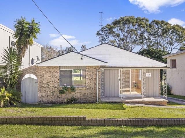 House for rent in Bateau Bay, New South Wales