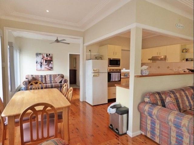 House for rent in Bateau Bay, New South Wales