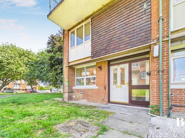 Apartment for rent in Batemoor, South Yorkshire