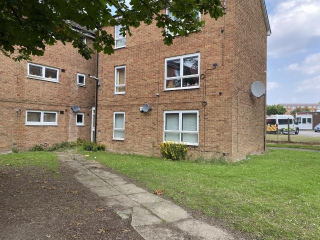 Apartment for rent in Batemoor, South Yorkshire