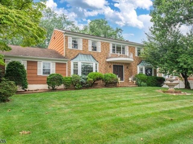 House for sale in Fairfield, New Jersey