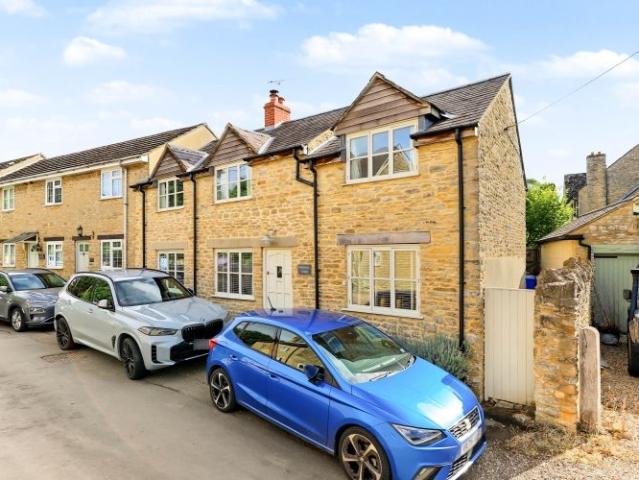 House for rent in Evershot, Oxfordshire