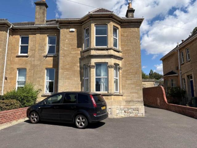 Apartment for rent in Dulcote, Bath And North East Somerset