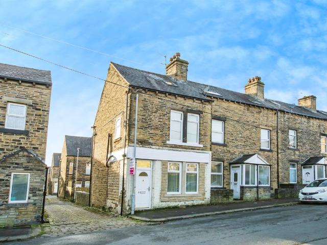 House for rent in Akroydon, Halifax