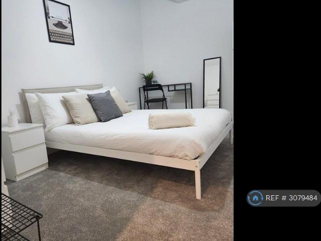 Apartment for rent in Paintworks, Bristol