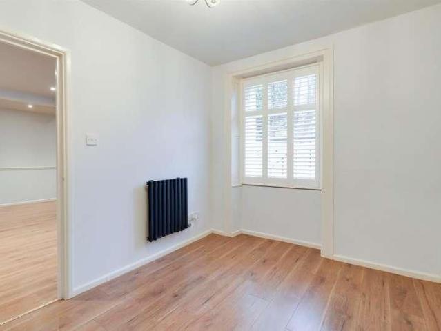 Apartment for rent in Roughcote, Staffordshire Moorlands