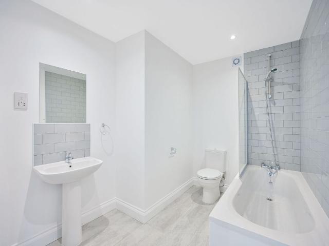 Apartment for rent in London Borough of Hounslow, Greater London