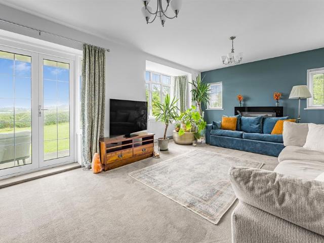 House for rent in Farmborough, Bath And North East Somerset